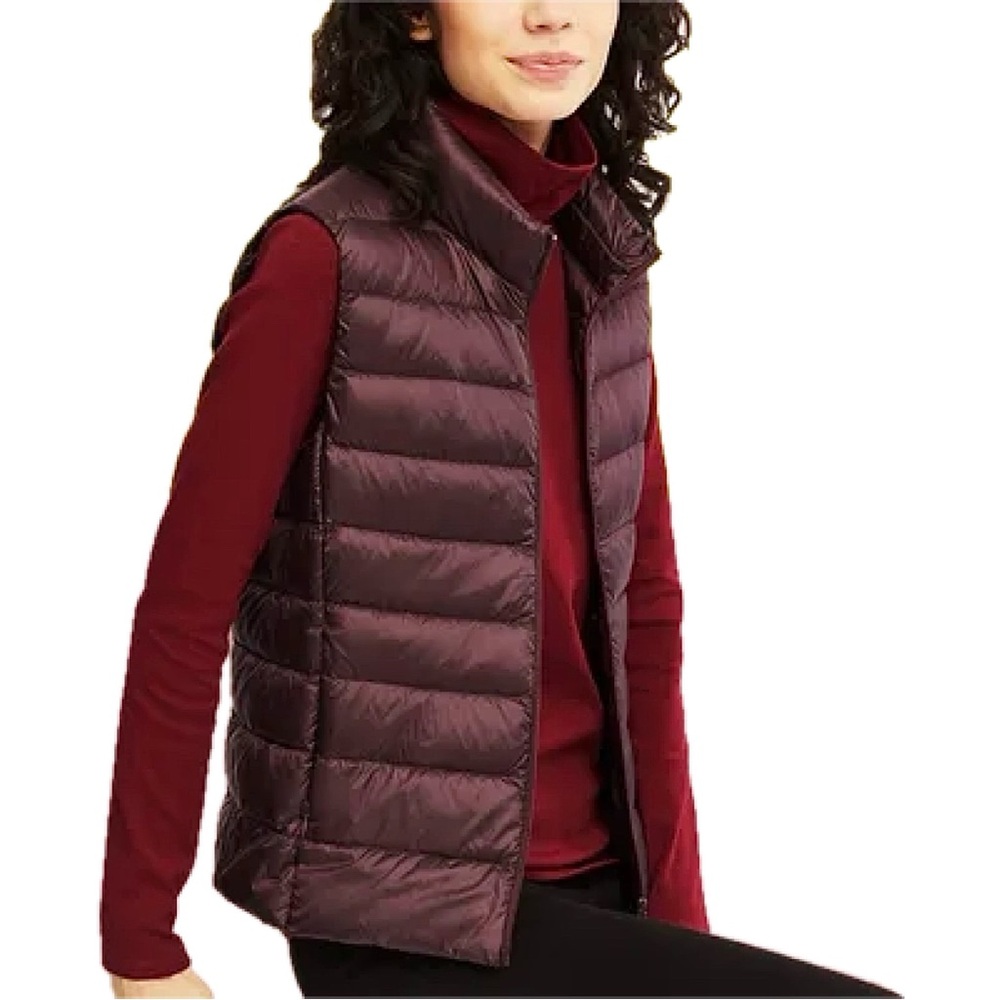 Uniqlo Ultra Light Down Compact Insulated Puffer Vest Full Zip Burgundy Plum XS